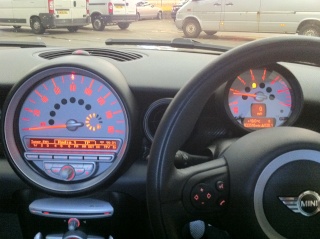 Non Chromeline Interior Owners.... Img_1715