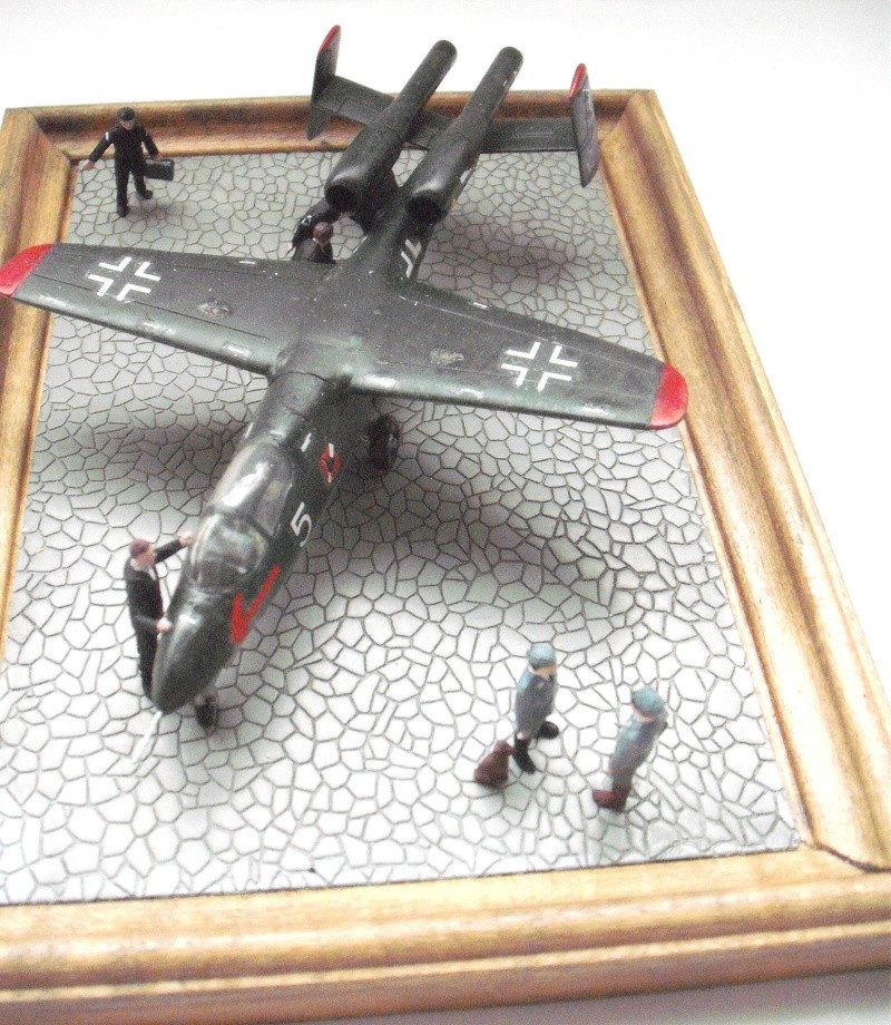 Heinkel HE 162 A-10 mit Staustrahlrohren. 435