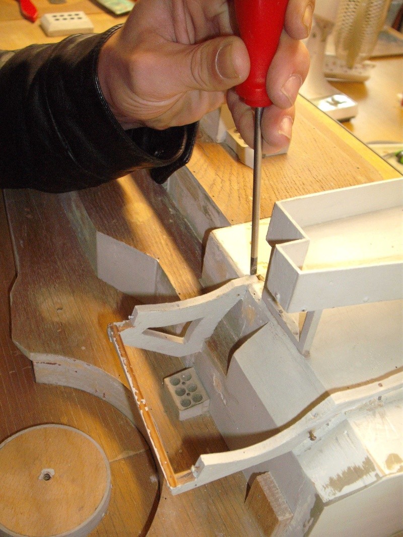 Restauration eines 1:67er Modells der "Bismarck". - Seite 5 5c_web10
