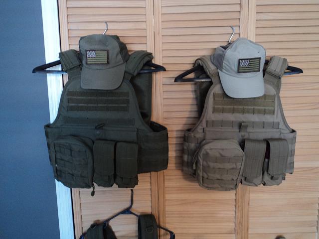 SMALL PLATE CARRIERS Sale_028