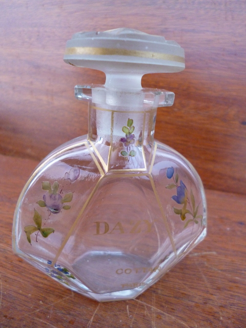 Flacon de parfum DAZY par COTTAN P1000110