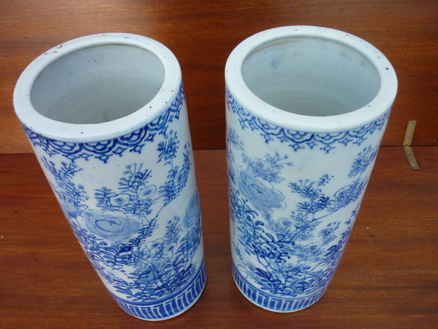 Paire de vases chinois !! Origine ???? époque ????, Merci par avance P1360011