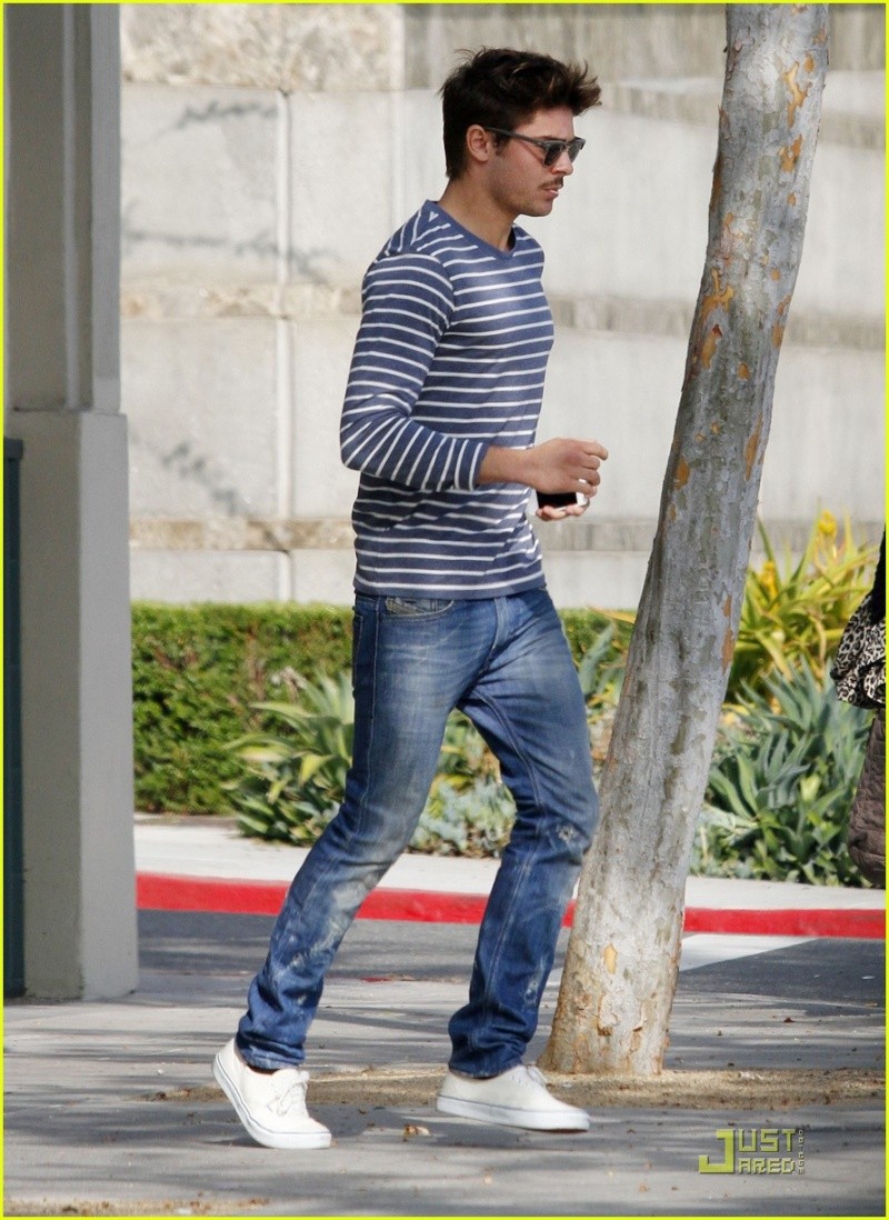 Beverly Hills (0.11.2011) Zac-ef91