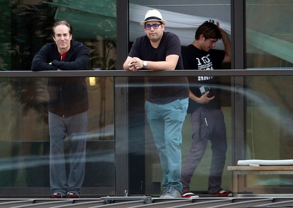 Hotel inSydney (08.04.12) Zacefr77