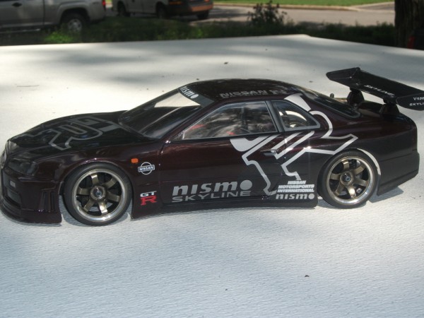 ma petite paint job skyline hpi Dscf1214