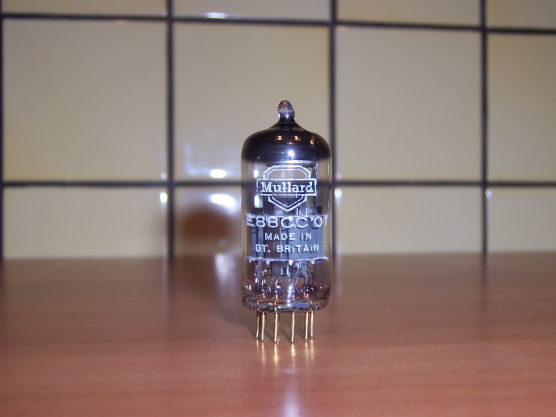 [VENDO] Mullard E88CC Gold Pin NOS: Ideale per Upgrade Aeron A160 !!! € 40,00 + ss 103_0310