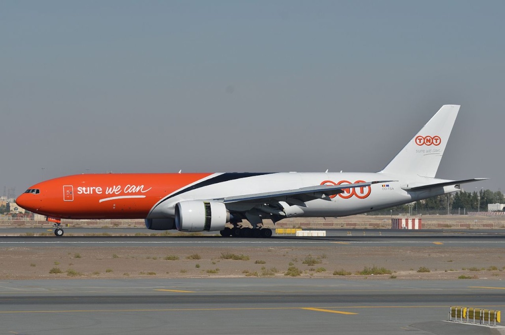 Dubai Airshow 2011 Oo-tsa10