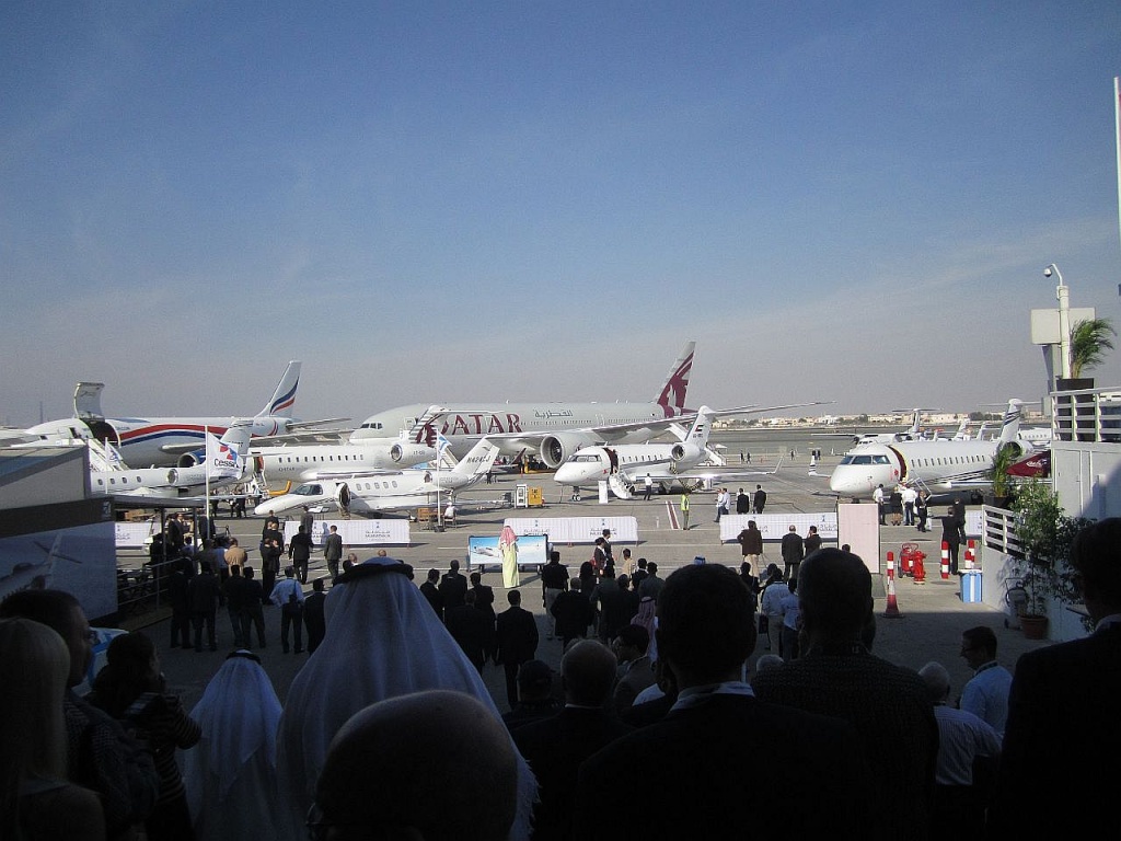 Dubai Airshow 2011 Overvi13