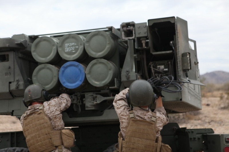 US Army - Page 14 Himars14