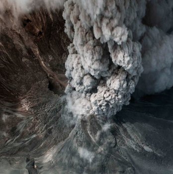 	 Pamje spektakolare, vullkane të fotografuara nga hapësira 1212