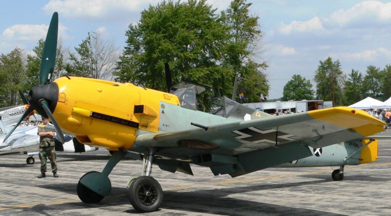 Messerschmitt Bf 109 E-4 - TERMINADO  AGOSTO 12 - 2011 800px-11