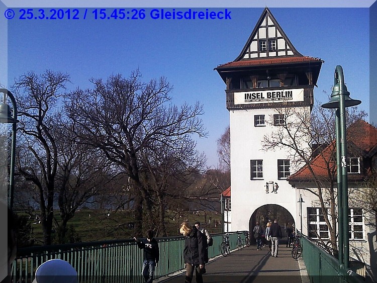 Sonntag, 25.03.2012 - Bilder aus Treptow, u.a. S-Bahn-SEV 20120311