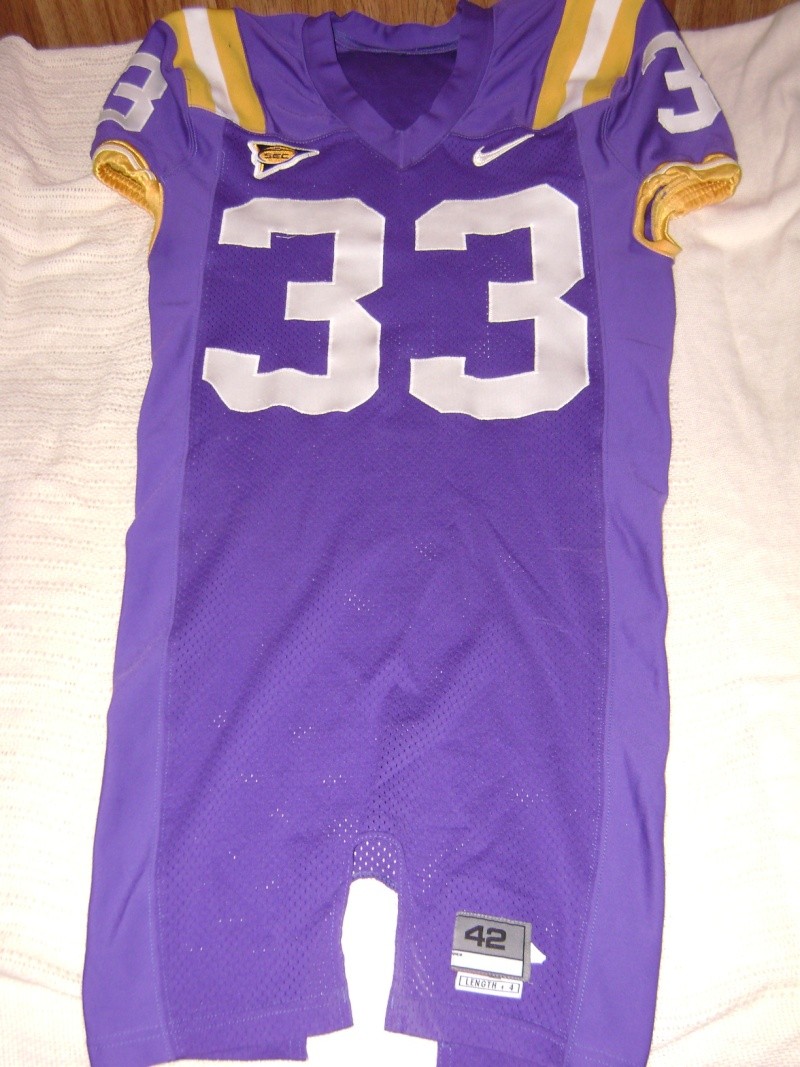 My College game worn items - Page 3 Cgw_je14