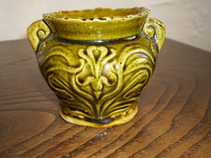 Art Nouveau Design Pot ? 20111036