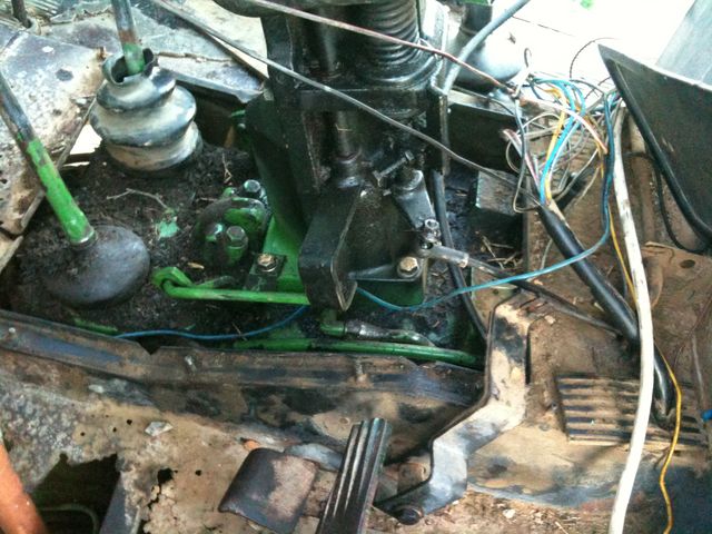 Panne John Deere 2030. Recherche RTA éventuellement.[TROUVE] Steeri12