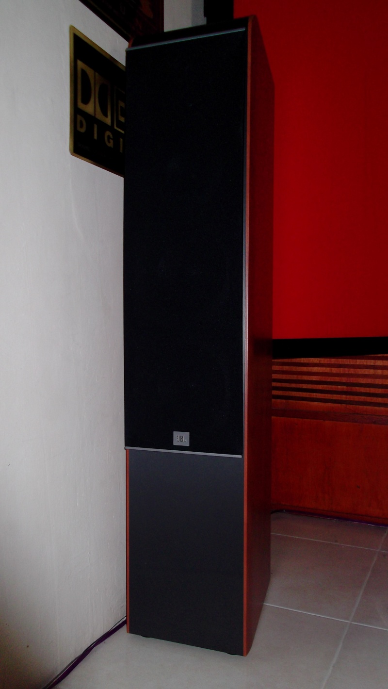 JBL es80 Floor stand speaker (Used) Dscf2413