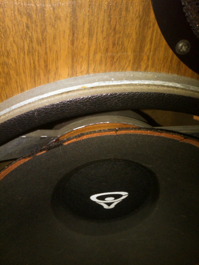 CerwinVega D6E Pagina 2
