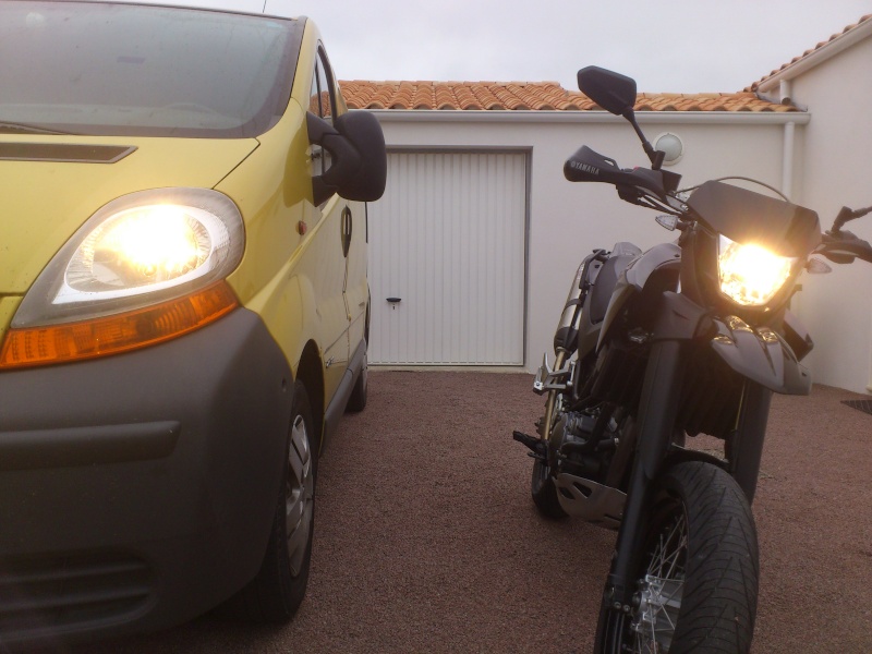 H4 Vs Kit Xenon 8000k : le comparo! Dsc_0416