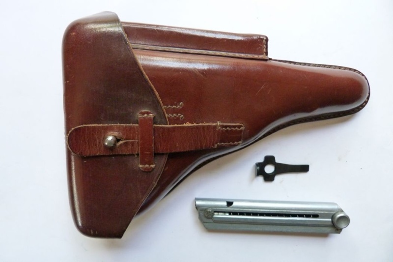 Les étuis et accessoires de Luger Holste85