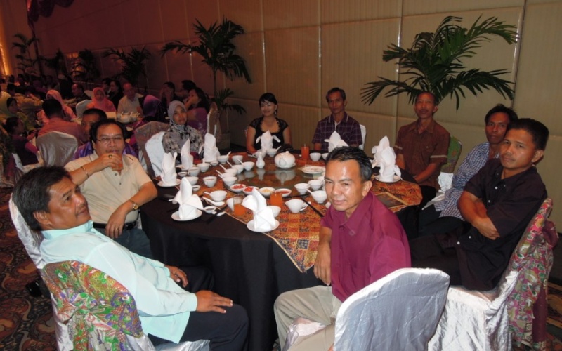 Unity In Diversity Through KSH JPS Sabah Dinner 2012 - Page 2 1128