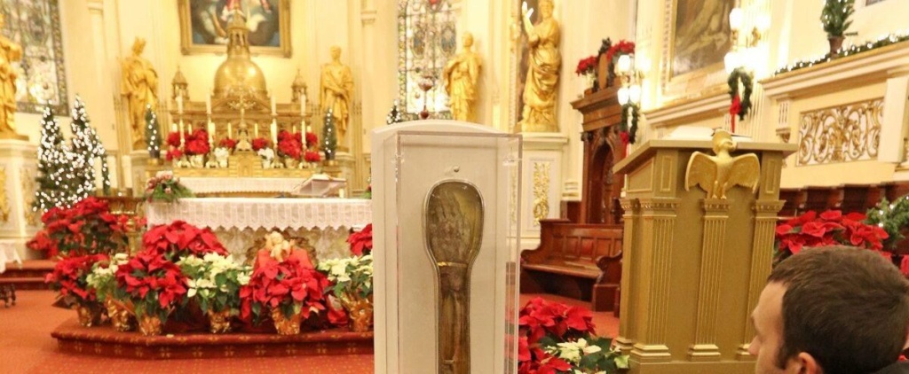 Reliques volées à la basilique-cathédrale Notre-Dame de Québec ! C2659310