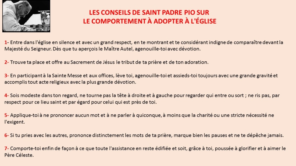 Stop aux bavardages à l'église ! Importance de faire silence et de se recueillir avant le début de la messe Padre-11