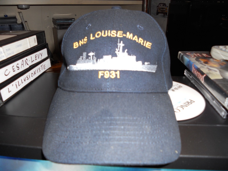 Collection pièce uniforme et insigne Marine - Page 2 01610