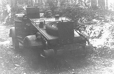 Automitrailleuse et char d'assaut avec gazogène Imbert Köln Kubel_11