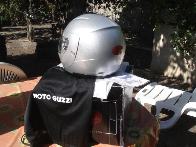 CASQUE AGV MODULABLE GUZZI Casque12