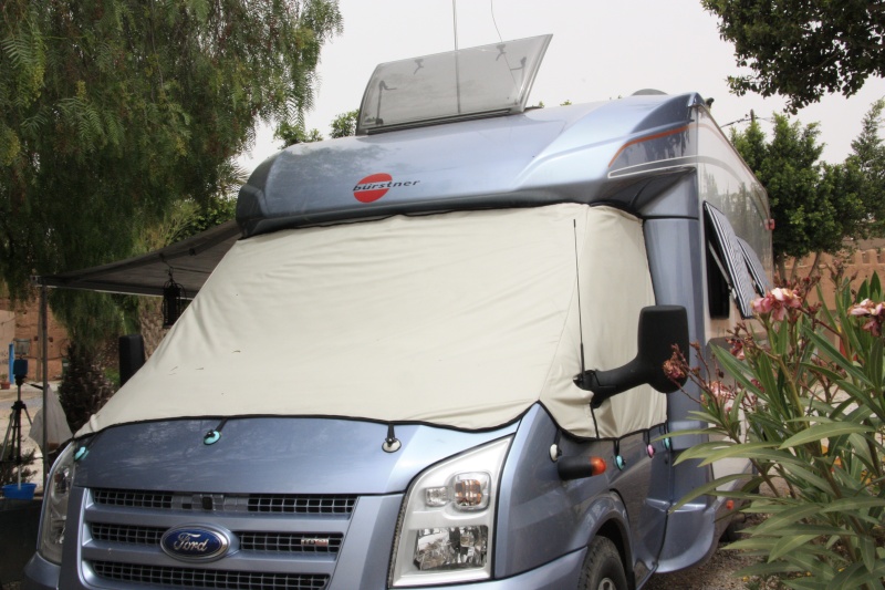 Camping à Tiznit : petits travaux sur notre CC Tiznit13