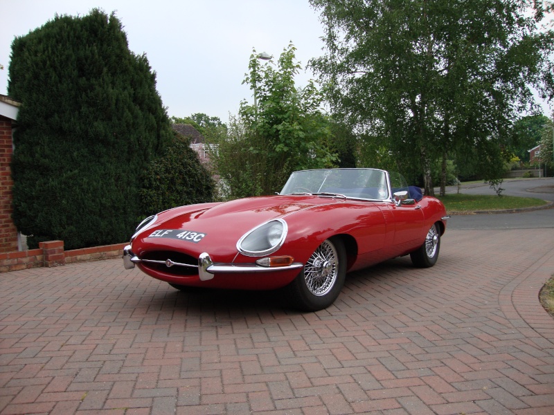 Some shots of my 1965 e-type Dsc00612