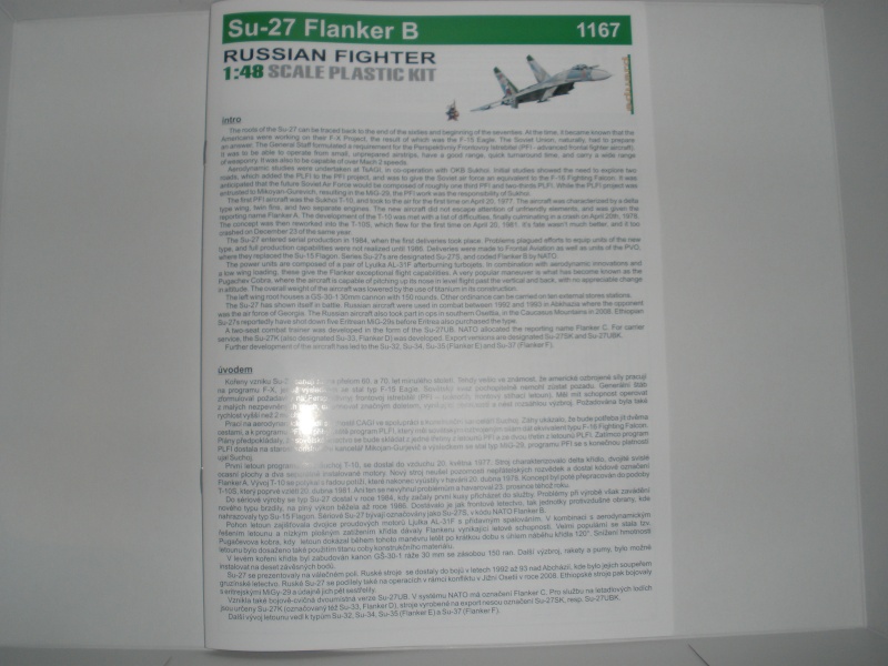 Revue de kit eduard Su-27 Flanker B 1/48 ref-1167   P5090111