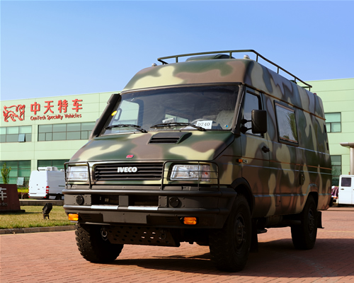 Iveco 4x4 camper Chines11