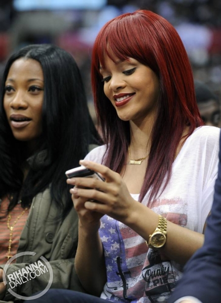 Rihannas Blackberry Rihann10