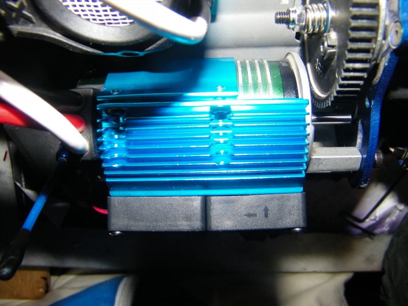 [New] Radiateur/Ventilateur pour moteur 775 par Yeah Racing 100_3123