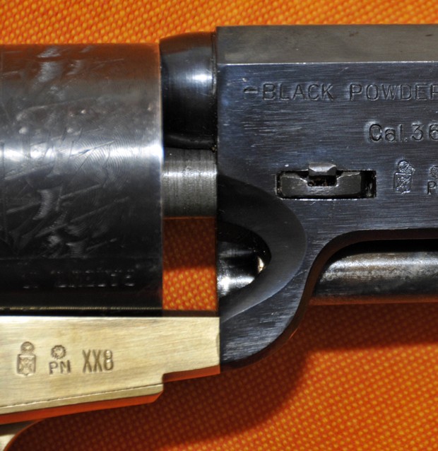 Question concernant la jonction de la carcasse et du canon sur Colt 1851 _dsc6034