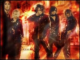 Classons le look de The GazettE The_ga13