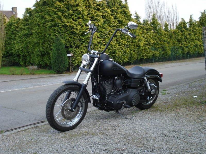 DYNA STREET BOB combien sommes nous sur Passion-Harley - Page 27 54170010