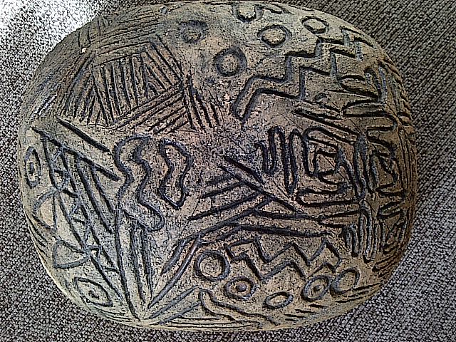 Australian tribal art bowl - Thancoupie Gloria Fletcher James AO  Img-2055