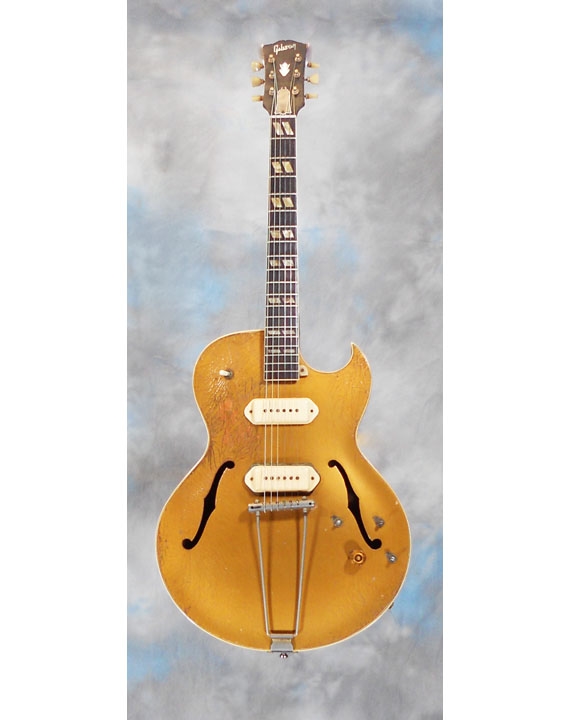 Vintage guitare 10465910