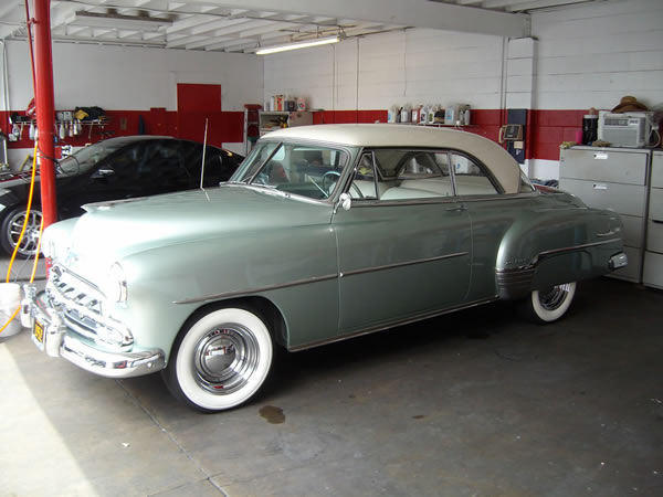 Les Chevrolet de 1949 à 1959 stock 1952-c11