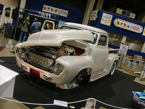 1953 Ford F-100 -The Mountain Pearl -  Otto Rhodes and Bill Dickey  32621010