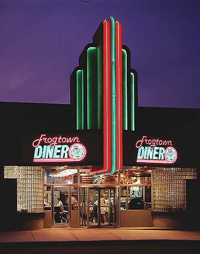 Diners, Restaurants, Cafe & Bar 1930's - 1960's Frogto10
