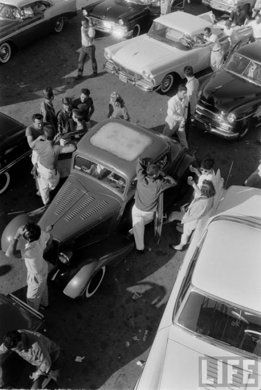 Santa Ana drag race - late '50s  Santaa13