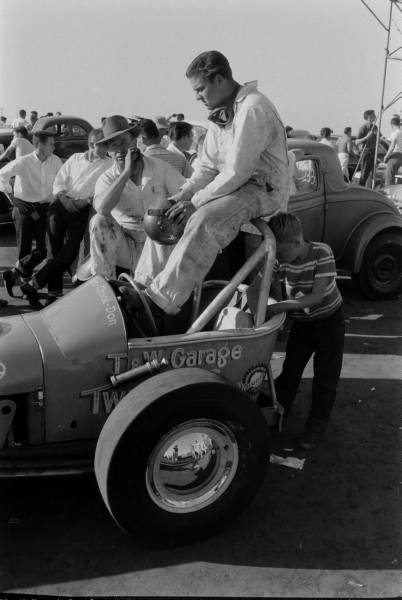 Santa Ana drag race - late '50s  Santaa35