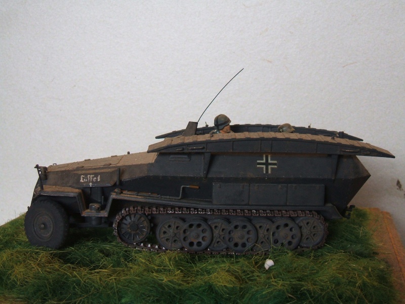 HANOMAG Sd.Kfz. 251/7 Ausf C [TAMIYA 3520 - 1/35° + kit AZIMUT PRODUCTIONS 35121 - 1/35°] Dscf6314