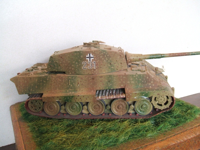 Pz.Kpfw. VI Tiger II tourelle HENSCHELL [TAMIYA 57 1/35°] Dscf6399