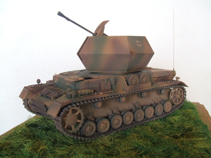 Flakpanzer IV Ostwind [ITALERI 376 1/35°] Dscf6526
