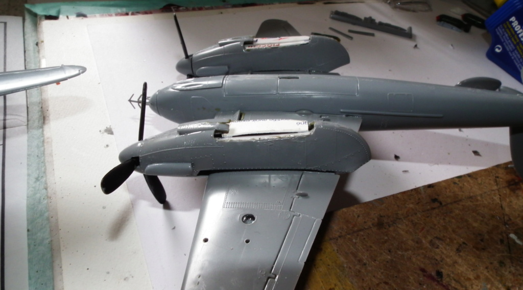 [airfix] De havilland Mosquito MK VI et MK XVIII Dscf6025