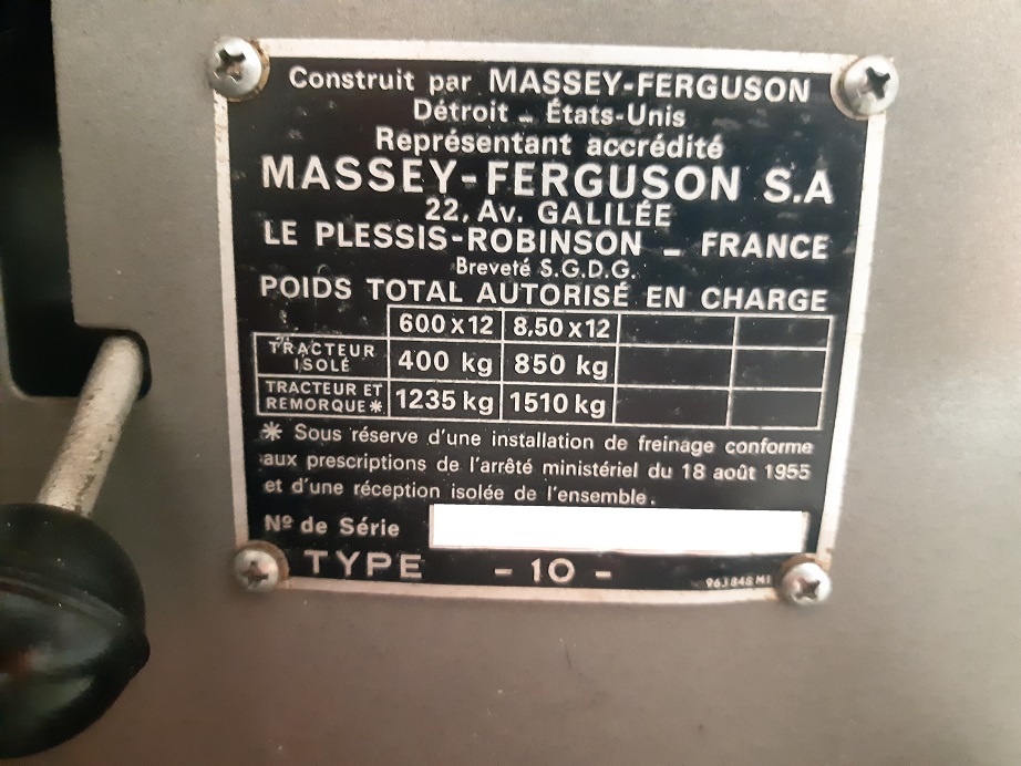 Micro-tracteur  MF 10 Plaque10